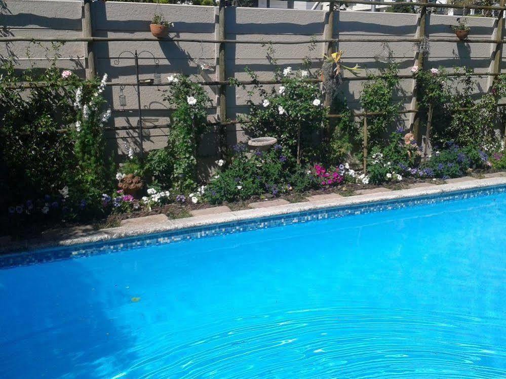 Glenhaven Guesthouse Кейптаун Екстериор снимка